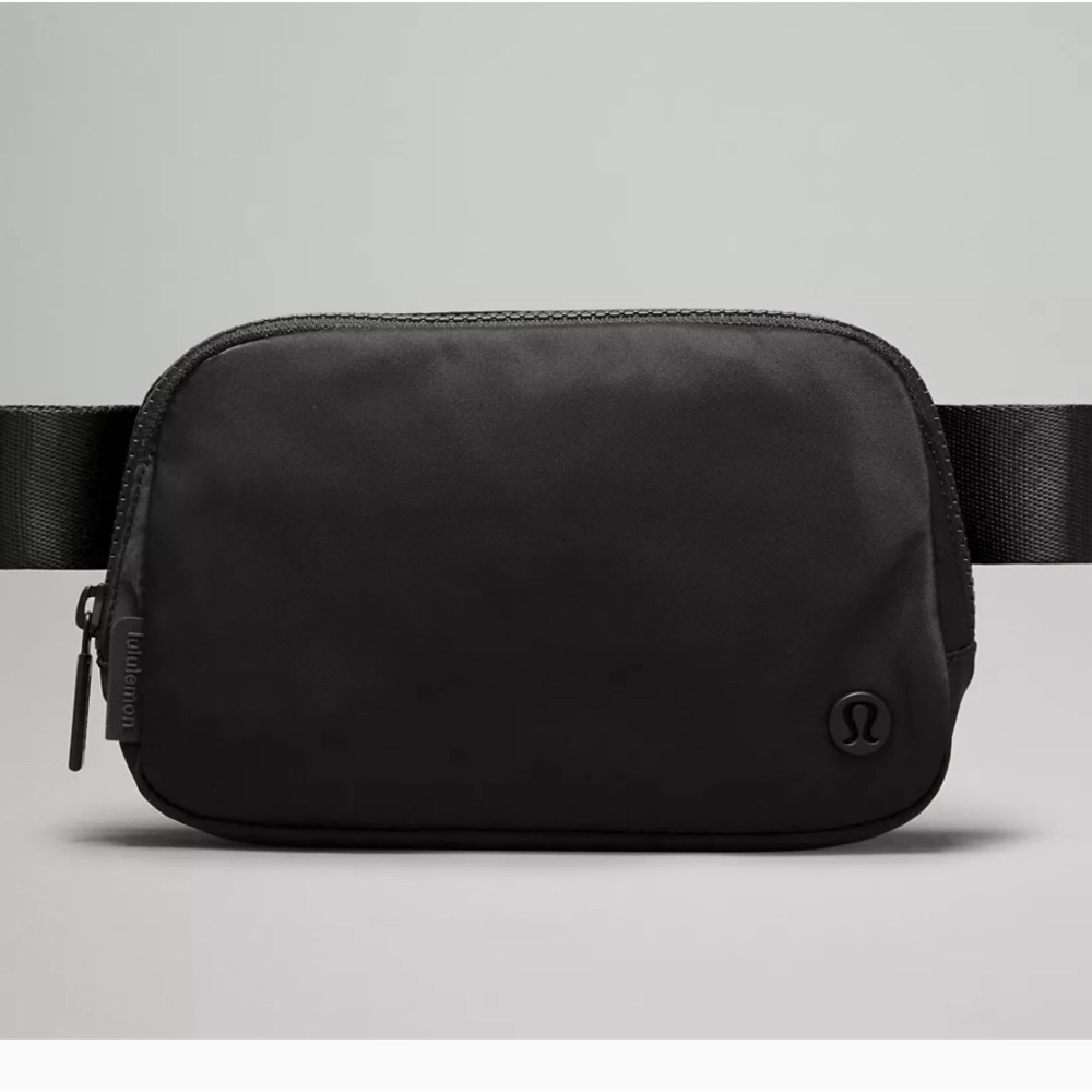 Lululemon Everywhere Belt Bag and New